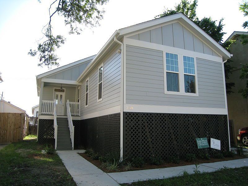 1st image of 3618 Louisiana Avenue Pkwy
