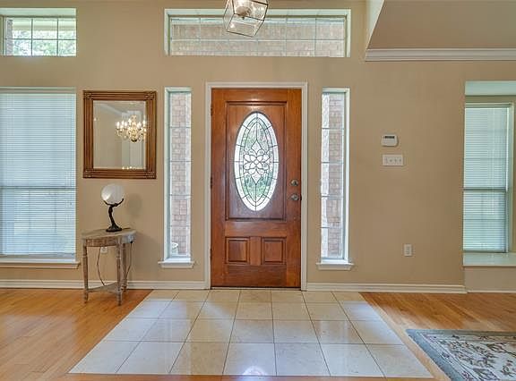 4th image of 2132 Shumard Oak Ln