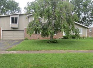 348 Timber Dr, Coloma, MI 49038