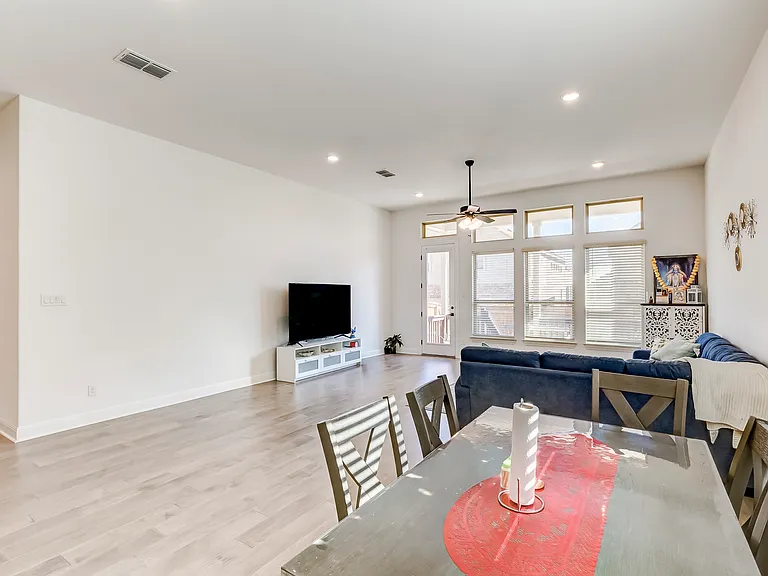 2824 Stone Branch Dr — Photo 17