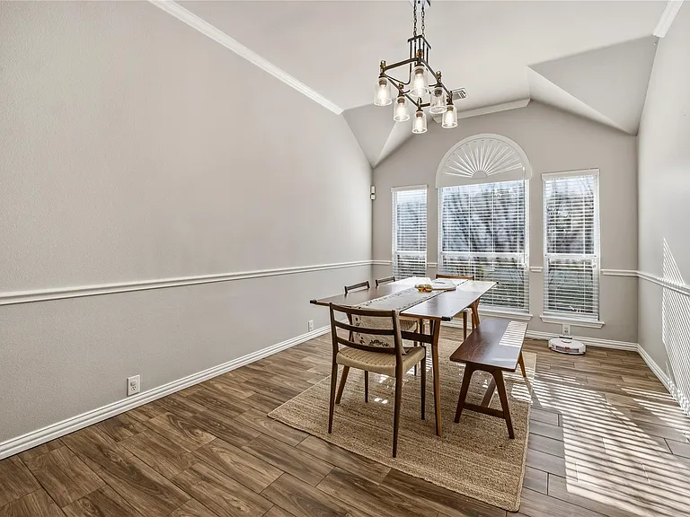 2112 Bandera Path — Photo 13