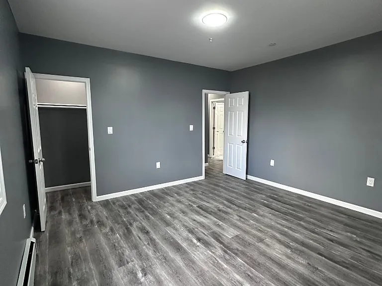 153 Vine St #1 — Photo 4