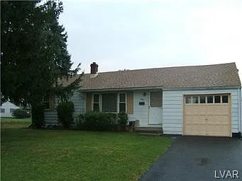 2906 Pearl Ave photo 1