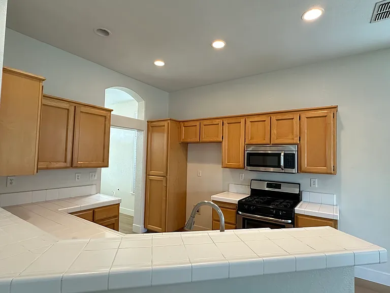 8482 Alameda Park Dr — Photo 3