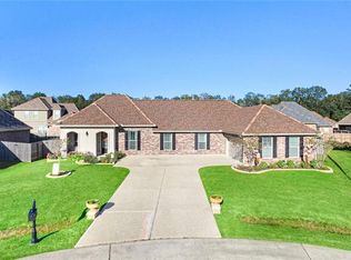 869 Capistrano Ct, Covington, LA 70433