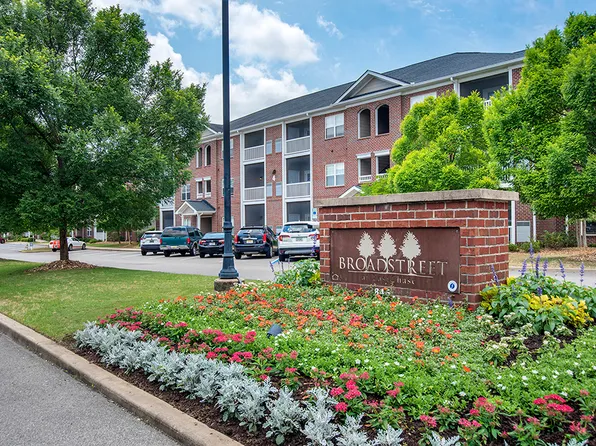 Broadstreet at EastChase Apartments
