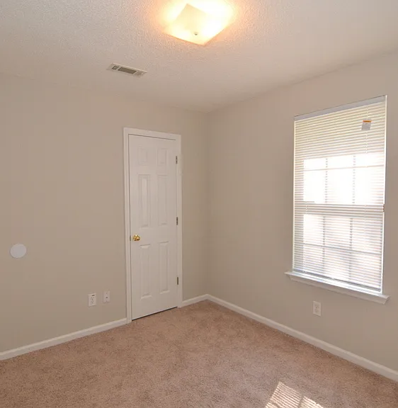3609 Dayton St — Photo 13