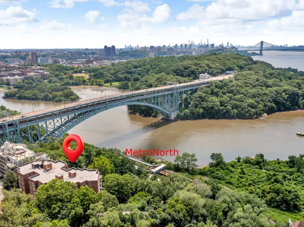 2465 Palisade Avenue image 24 of 28