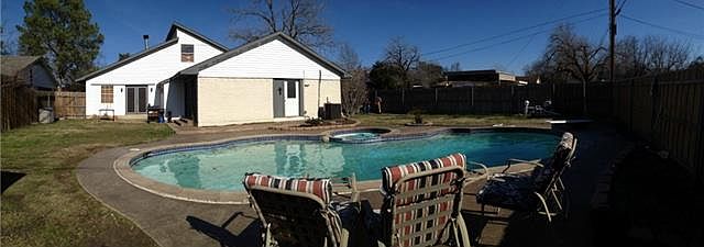 1st image of 1701 Parkhaven Dr