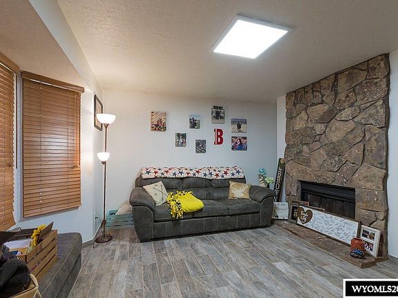 3rd image of 105 College Ct  #e