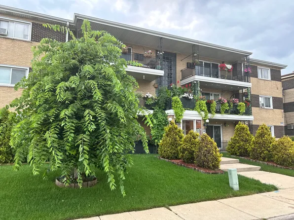 9440 S 79th Ct APT 3NW, Hickory Hills, IL 60457