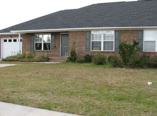 3443 Beacon Dr, Sumter, SC 29154