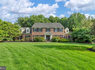 16 Newburyport Rd, Langhorne, PA 19053