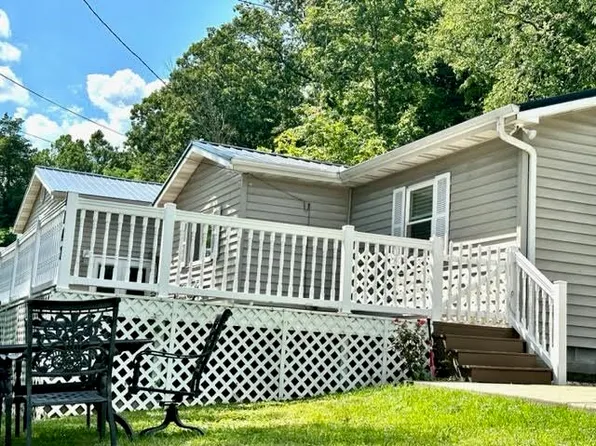 1147 Beech Fork Rd, Lavalette, WV 25535
