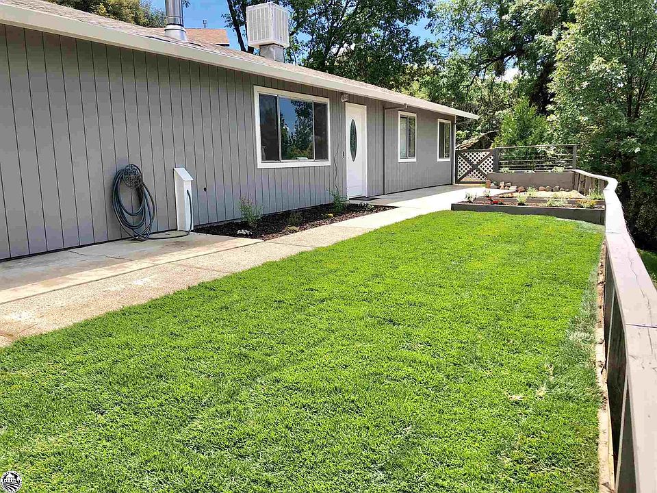 1st image of 21448 Green Oaks Ct