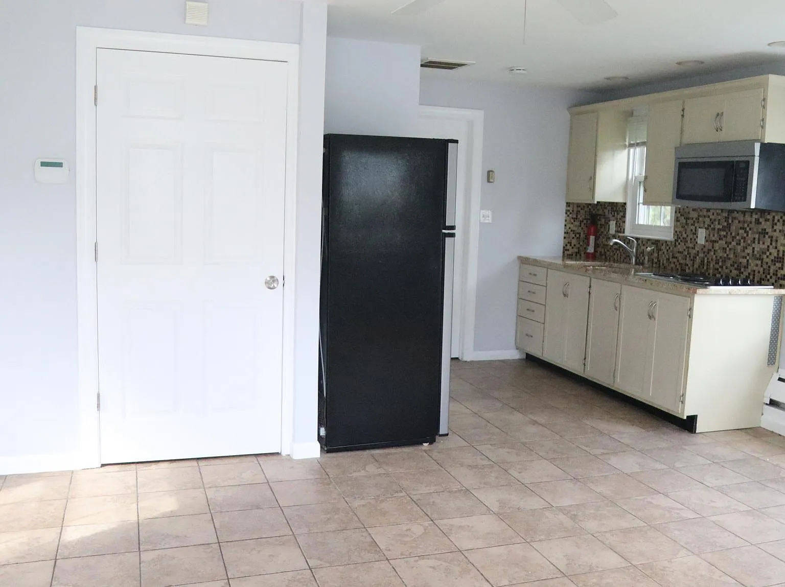 6 Vander Veer Dr — Photo 3