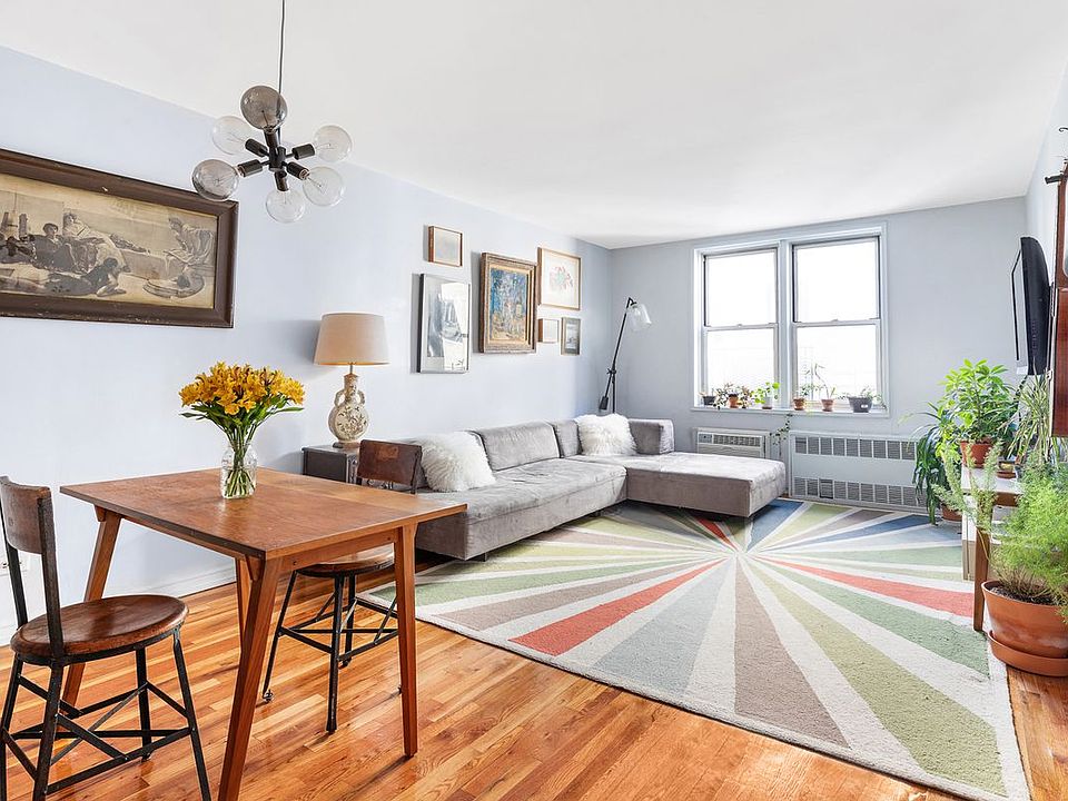 1st image of 245 Henry St APT 3A