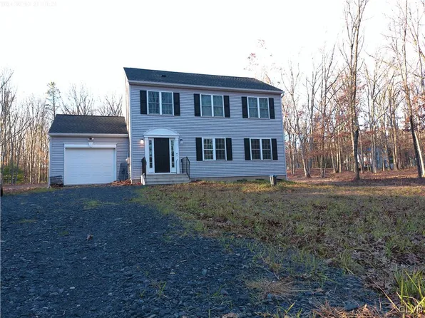 117 Cress Dr, Effort, PA 18330