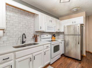 8582 Quarry Ridge Ln UNIT E, Woodbury, MN 55125