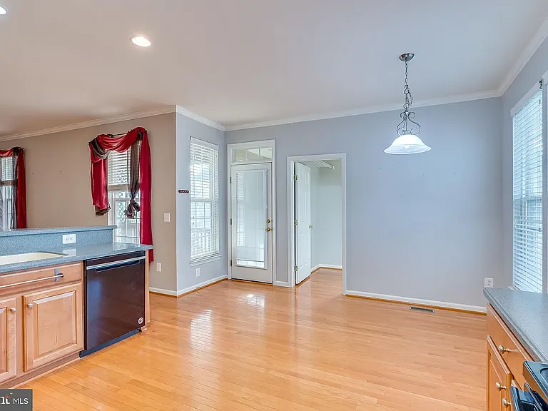 1353 N Fairfax Blvd — Photo 17