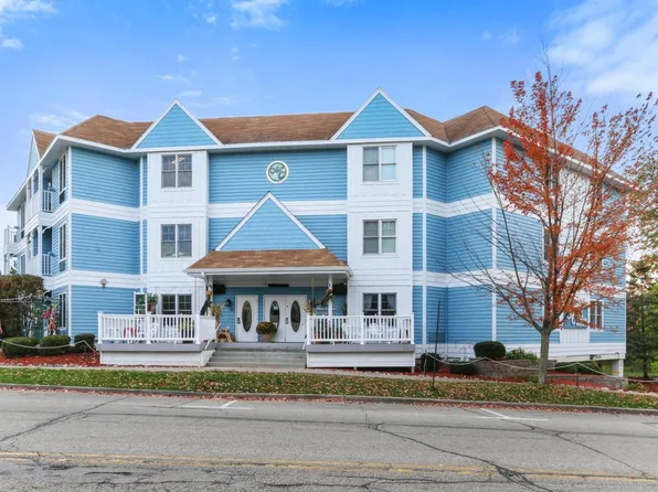 123 Center STREET #301, Lake Geneva, WI 53147