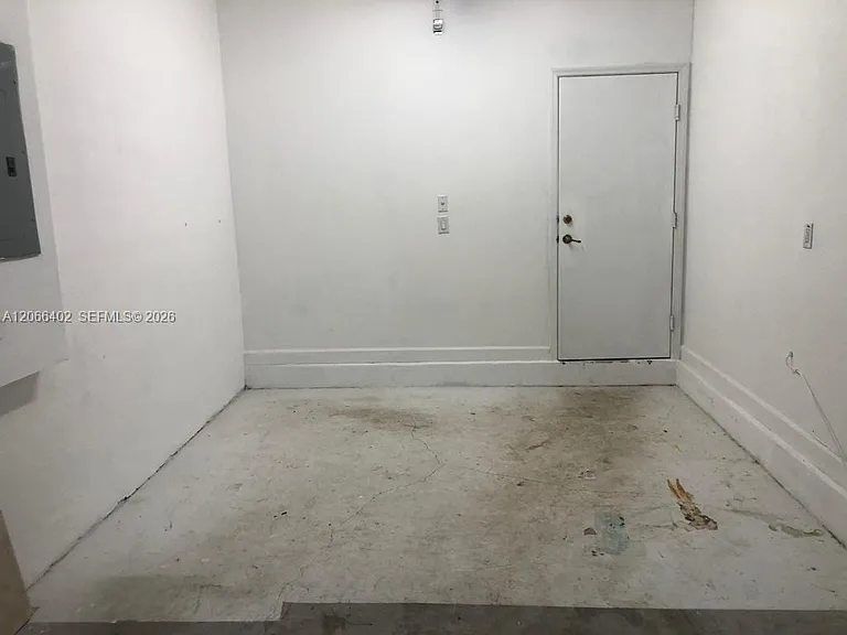 5598 NW 113th Ave #- — Photo 9