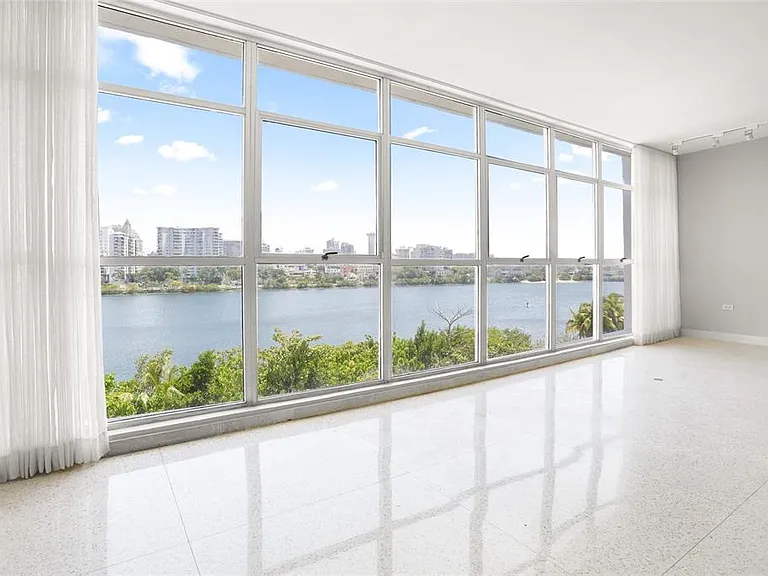 860 Ashford Ave #5C-1 — Photo 2