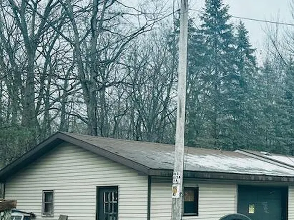 2435 N 18th St, Fountain, MI 49410