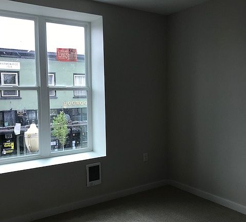 4th image of 215 1st Ave S