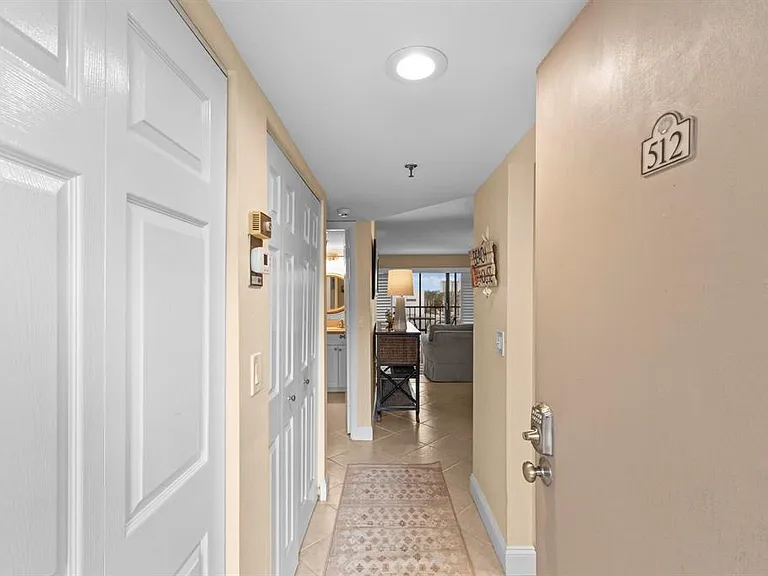 1001 Benjamin Franklin Dr #512 — Photo 4