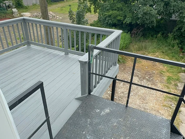 26 Rowan St #2 — Photo 16