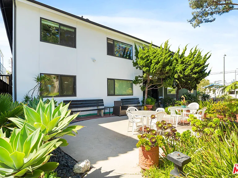119 Paloma Ave #M — Photo 4
