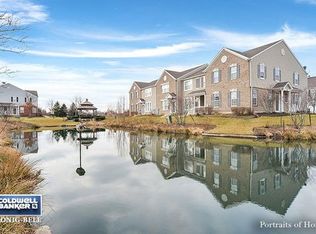 470 Brookside Dr, Oswego, IL 60543