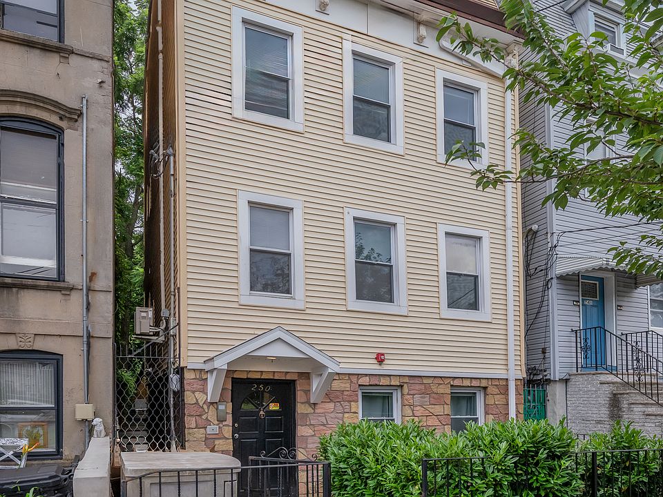 1st image of 250 Suydam Ave APT 2