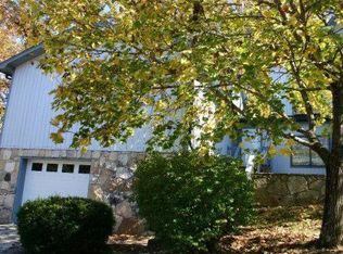 148 Hendrix Dr, Oak Ridge, TN 37830