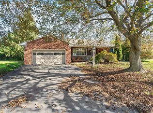 702 Glen Ave, Glenville, NY 12302