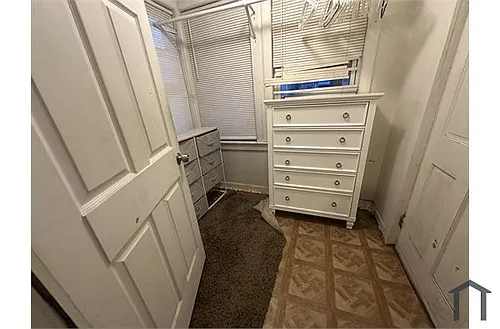 34 Agawam St #1R Photo 1