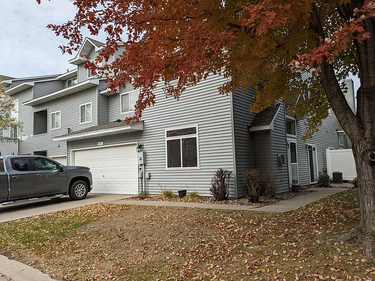 655 Woodduck Dr #J — Photo 31
