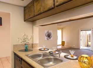 2825 Root Ave, Carmichael, CA 95608