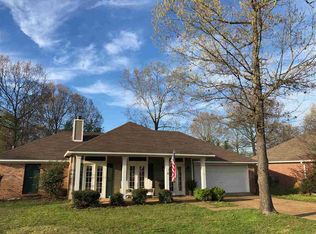 207 Oak Brook Dr, Brandon, MS 39047