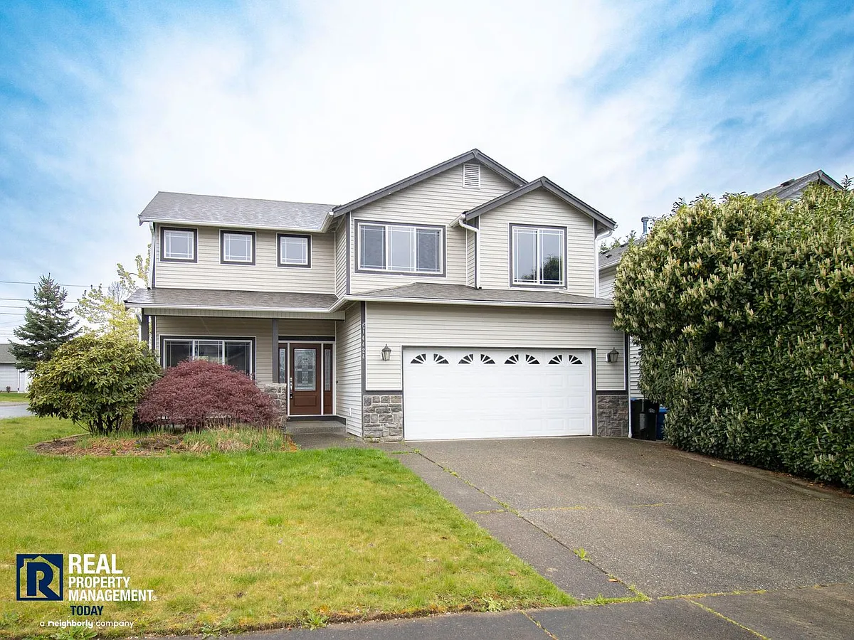 Building Photo - 14424 Sandy Glen Ln E