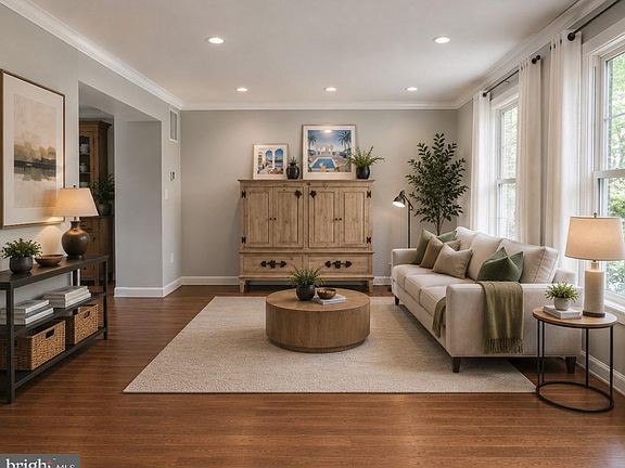 4th image of 15 Grovepoint Ct