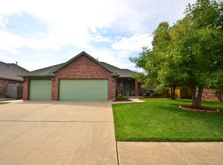 10632 NW 39th St, Yukon, OK 73099