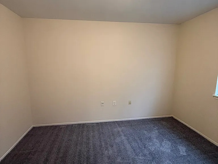 1257 Oxford Manor Ct #1 — Photo 14