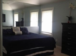 2 Meadowbrook Ave, Eatontown, NJ 07724