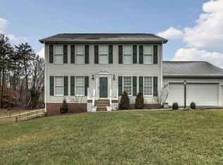 403 Willowood Dr, Vinton, VA 24179