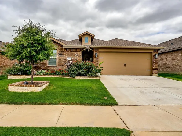 520 Huntsman St, Fort Worth, TX 76131
