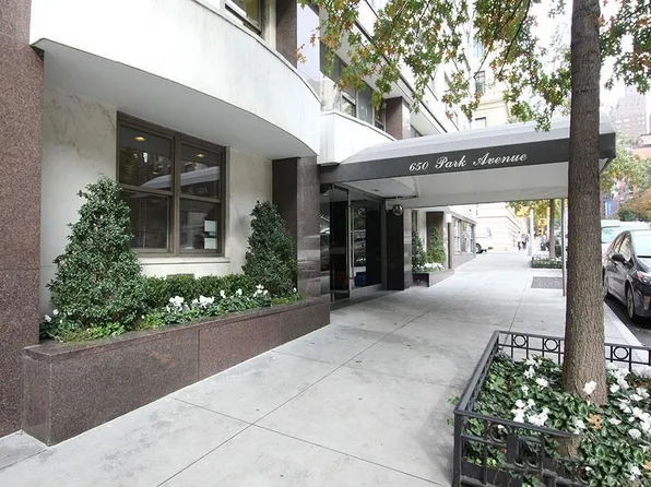 650 Park Avenue image 8 of 10