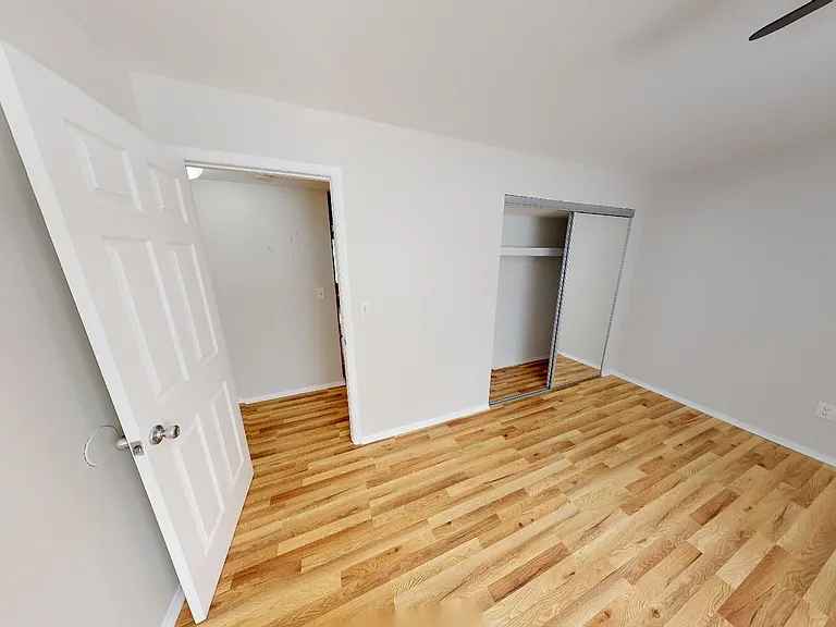 1125 N Sherman Dr — Photo 10