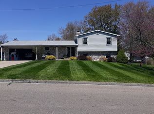 117 Chapel Hill Dr, Battle Creek, MI 49015